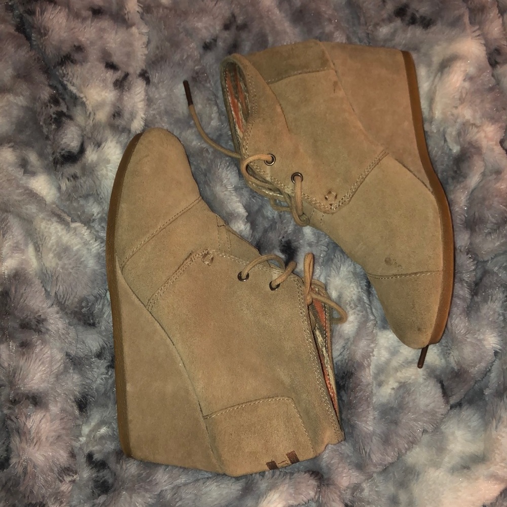 Tom Wedges